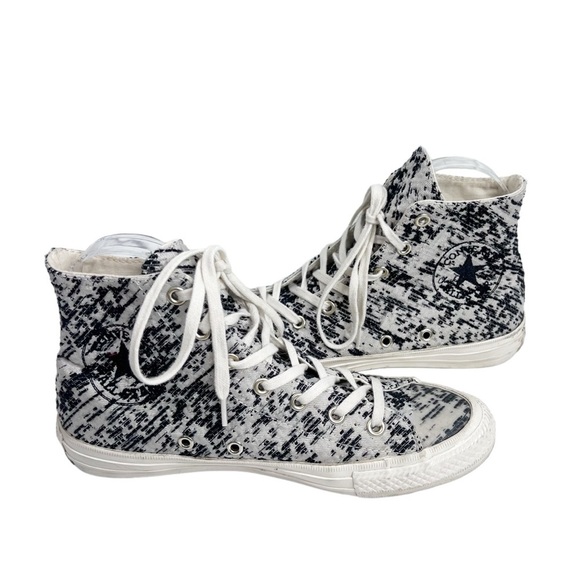 CONVERSE Chuck Taylor classic lace up high top sneakers | Textured Fabric - Picture 6 of 9